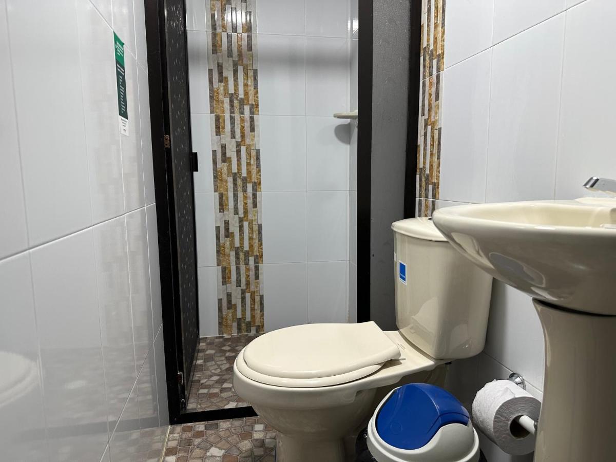 Hotel Laureles De Aburra 3*